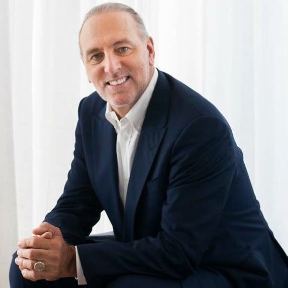 Pastor Brian Houston protests inconsistent Covid Regulations