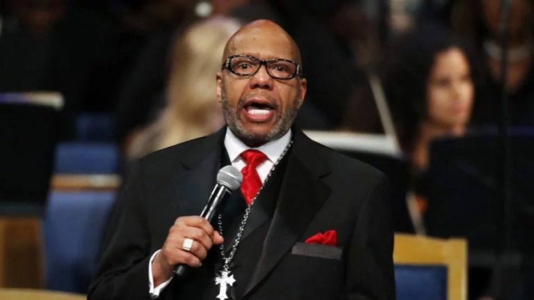 For Black Women At Church, It’s More Than The Aretha Eulogy