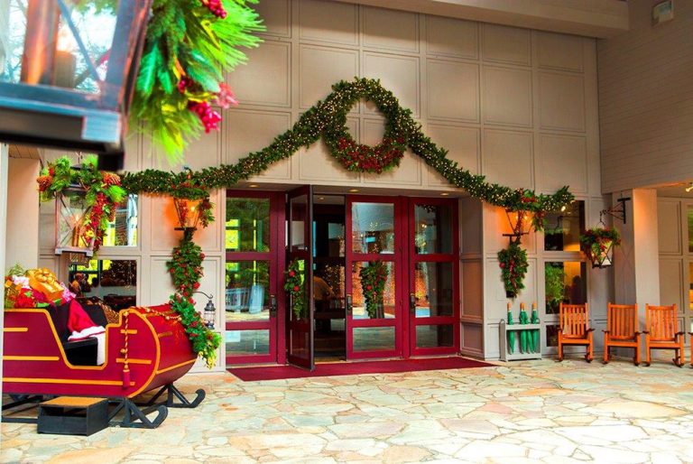 The Cove Celebrates True Meaning Of Christmas