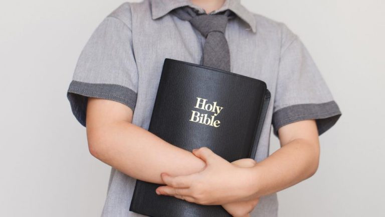 Christian Publishers Urge Trump to Not Impose ‘Bible Tax’ in Trade War With China