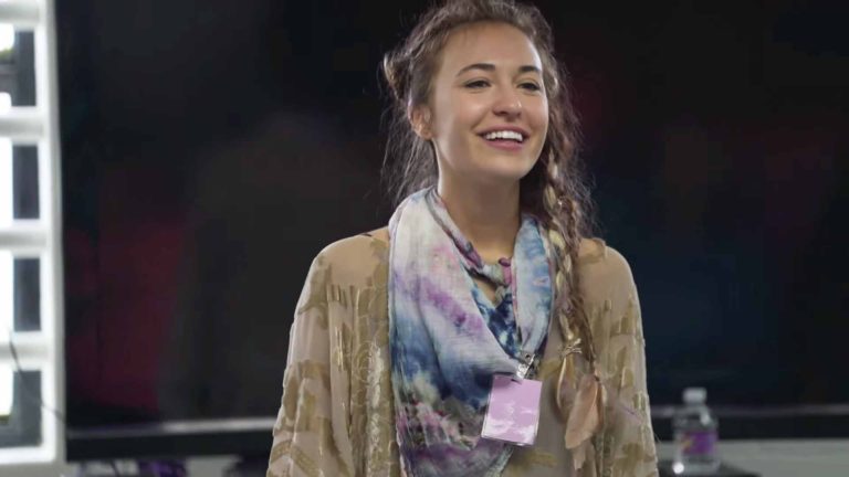 Lauren Daigle Sings And Encourages Inmates At The Ohio Reformatory For Women