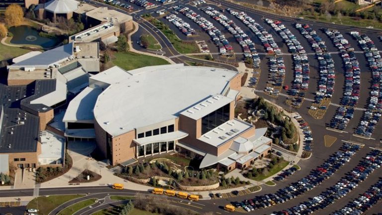 Willow Creek Selects Michigan Megachurch Pastor Dave Dummitt As New Senior Leader