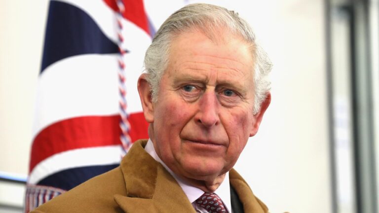 Prince Charles’ message to refugees during a church visit: ‘I keep praying for you.’