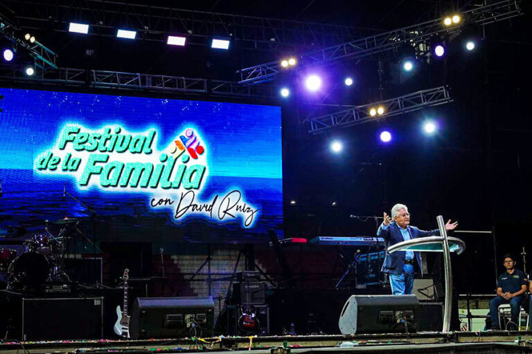 More Than 12,000 Begin Relationship With Christ in Venezuela